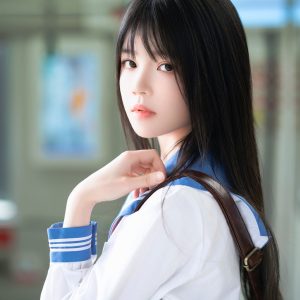 桜桃喵 – 地铁jk [33P-527MB]